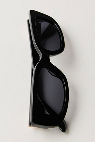 Indy Delancey Square Sunglasses at Free People in Black