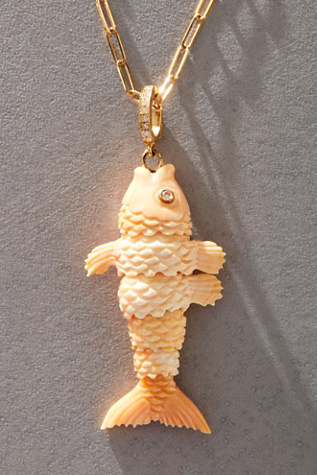 Maura Green Articulated Fish in Apricot Conch
