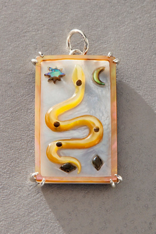 Женский шарм Maura Green Serpent Tarot Card Charm, цвет: Серо-бежевый — фото 2