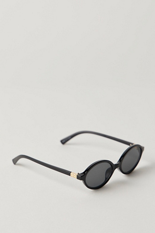 Женские солнцезащитные очки Free People Oh Hello Rounded Oval Sunglasses, цвет: Чёрный — фото 6