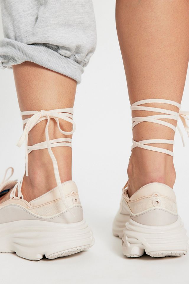 靴 HOKA BONDI MARY JANE BEIGE HOKA® Bondi Mary Jane Sneakers | Anthropologie