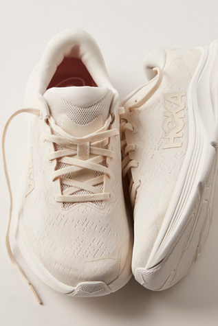 HOKA Solimar 2 Sneakers