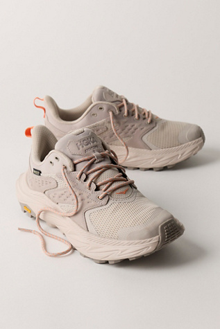 Женские кроссовки HOKA Anacapa 2 Low GTX, цвет: Putty / Stucco — фото 2
