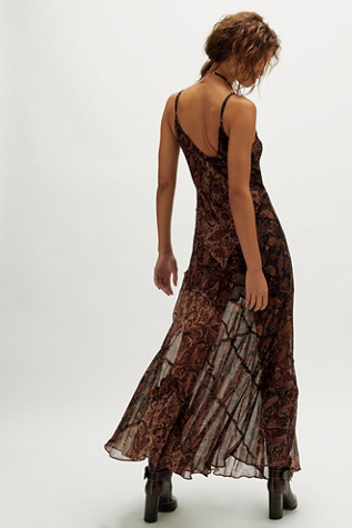 Женское платье Nigel Preston Paisley Patch Maxi, цвет: Чёрный / Коричневый — фото 2