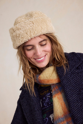 Oh So Cozy Fisherman Hat product page