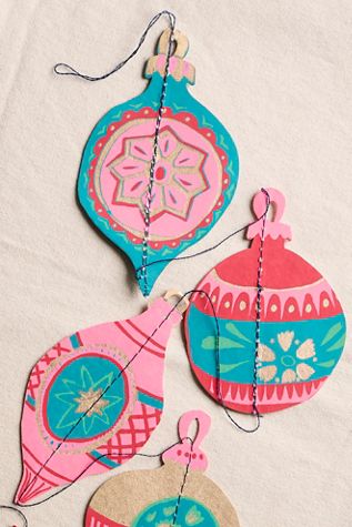 Vintage Bauble Garland