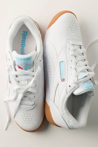 Reebok Freestyle Low Sneakers