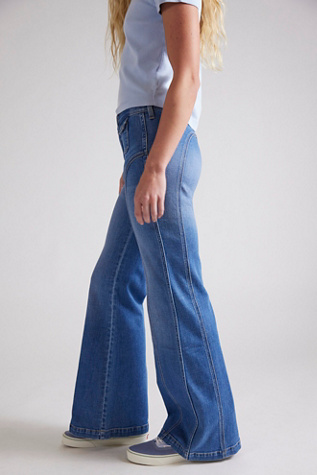 Wrangler '70s Seamed Flare Jeans - thumbnail 3