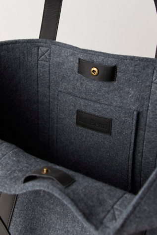 Женская сумка L.L.Bean Leather Trim Wool Tote, цвет: Чёрный кожаный — фото 4