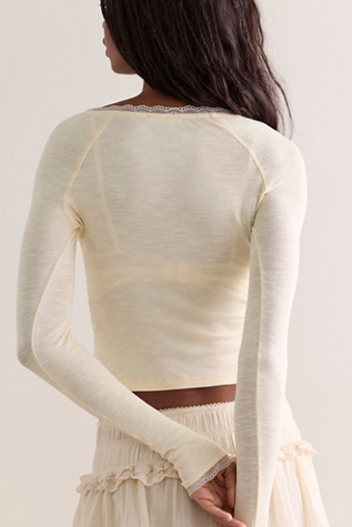 Женский топ Intimately A Little Bit Layering Top, цвет: Сияющий — фото 2