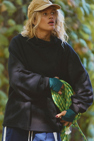 Cutback Mock Neck Pullover