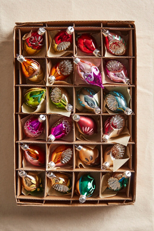 Ensemble d'ornements en verre de couleur vintage