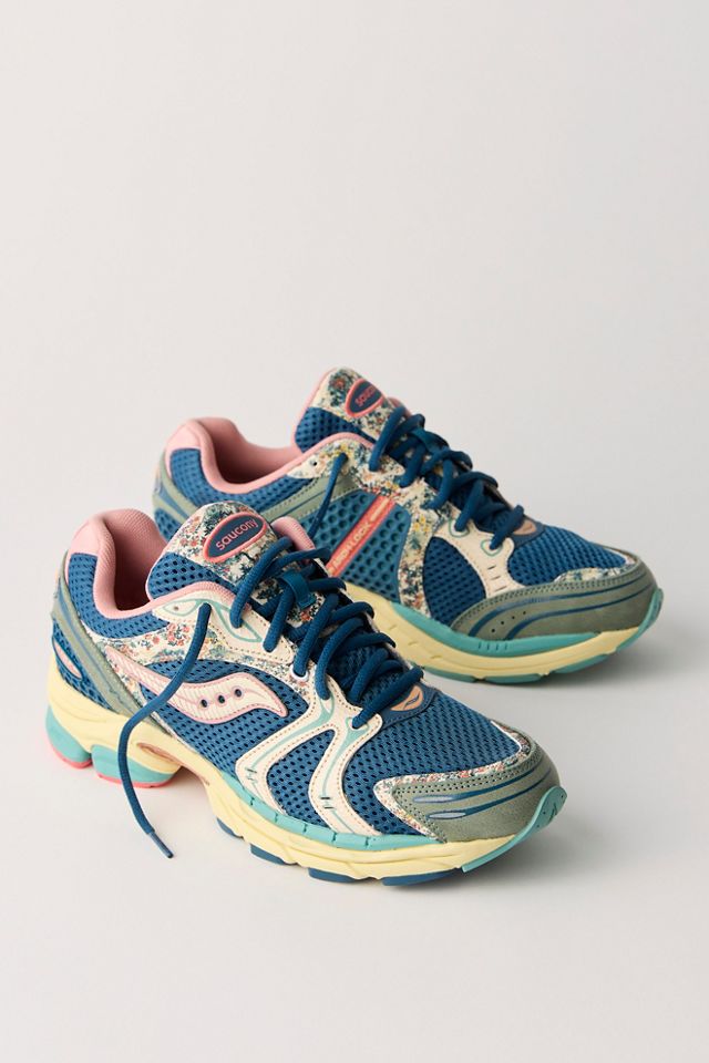 Baskets ProGrid Triumph 4 Saucony #1