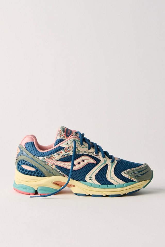 Baskets ProGrid Triumph 4 Saucony #2