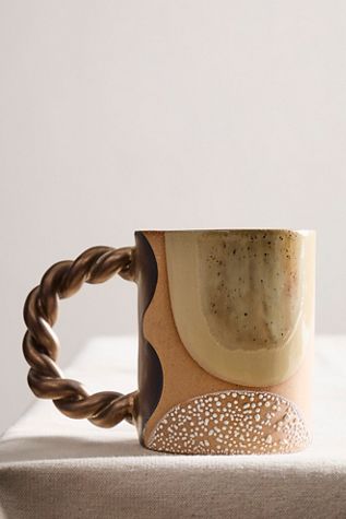 Twist Handle Mug
