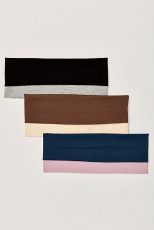 Double Take Solid Soft Reversible Headband by Free People in Black