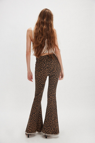 Show Me Your Mumu Berkeley Bells Printed Jeans