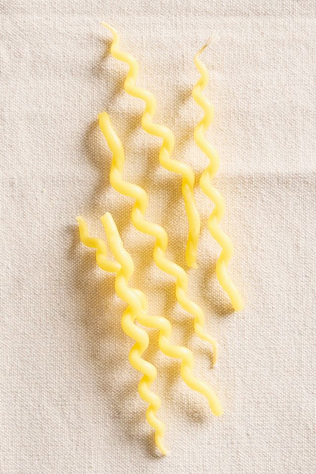 Swirly Candles #1
