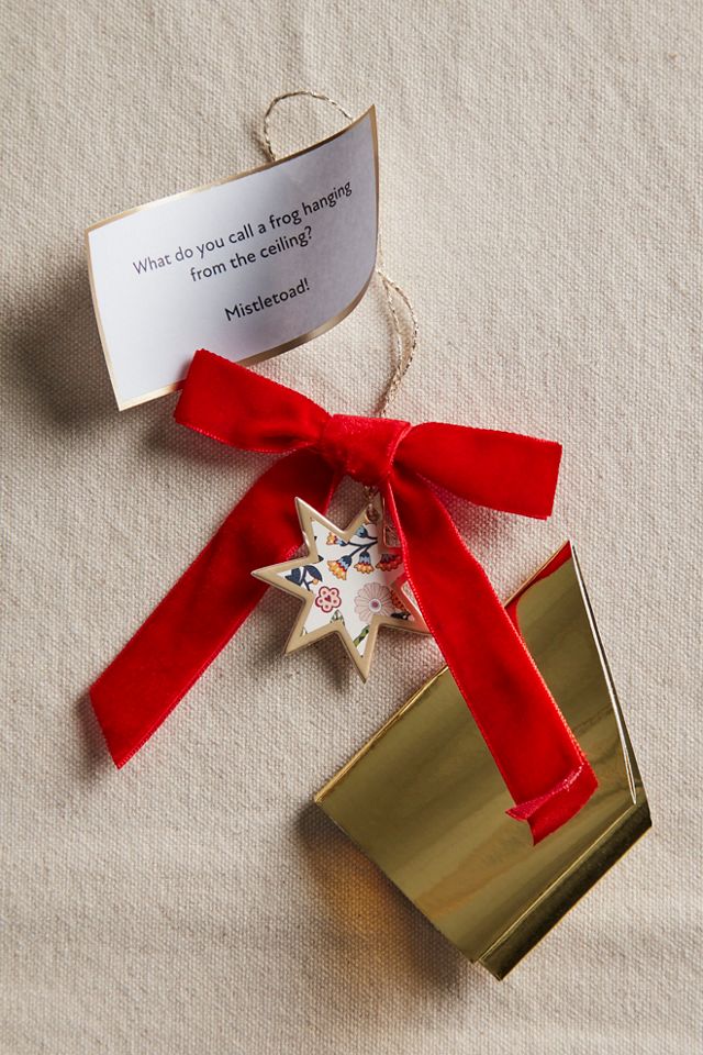 Velvet Bow Surprise Crackers #2