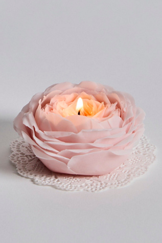 Romantic Antique Candle by House of Shokunin at Free People in Pink