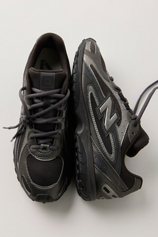 New Balance 204L Sneakers