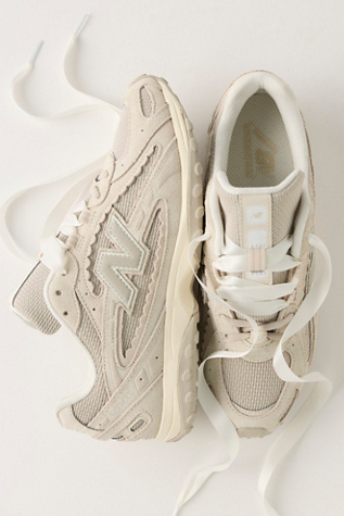 New Balance 204L Sneakers
