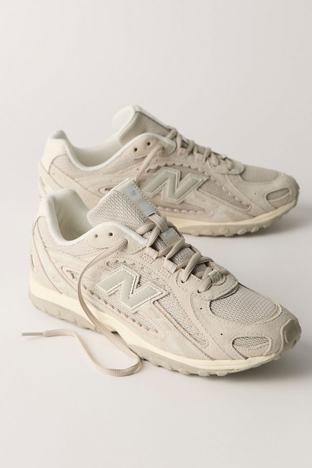 別注【国内EXCLUSIVE】New Balance 204L New Balance 204L Sneakers | Free People