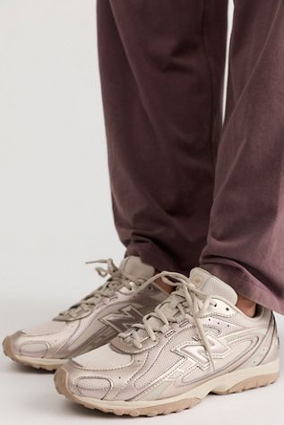 New Balance 204L Sneakers