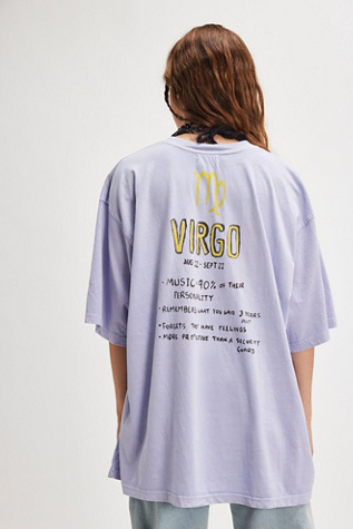 Sabbi Horoscope Tee