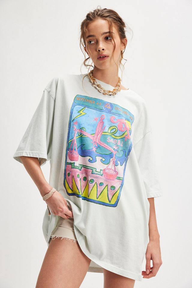 Sabbi Horoscope Tee