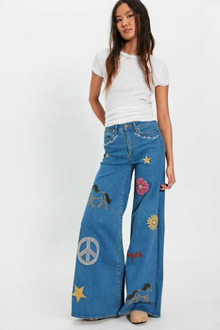 Wrangler X Lainey Wilson Embroidered Cheeky Wide-Leg Jeans | Free