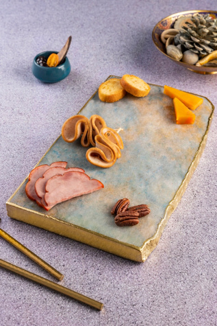 GAURI KOHLI Dazzle Cheese Board