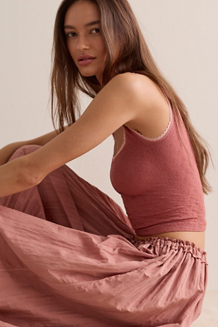 Sweet Point Seamless Cami