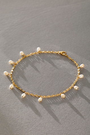 Atma Prema Pearl Dangle Anklet at Free People in Gold