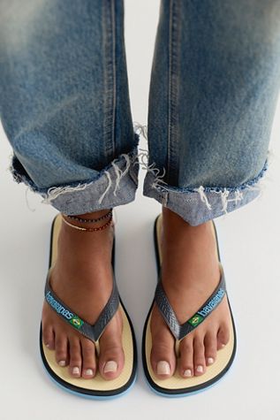 Havaianas Brazil Twist Flip Flops