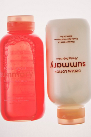 Summary Power Wash at Free People