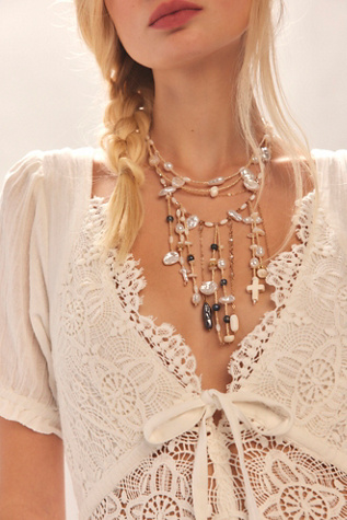 Ariana Ost Something Beautiful Necklace