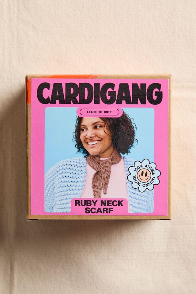 Cardigang Ruby Neck Scarf Knit Kit #1