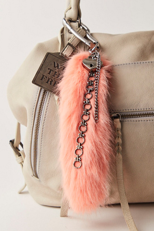 Charm de sac à queue duveteuse