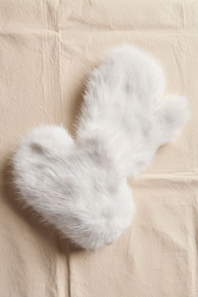 Arctic Fur Mitten #1