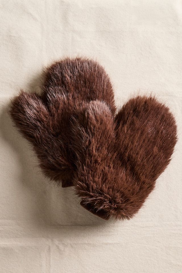 Arctic Fur Mitten #2