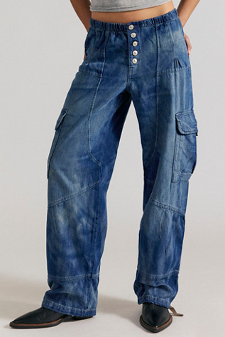 We The Free Wallflower Pull-On Jeans at Free People in Medium Wash, Size: XL