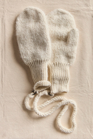 Peruvian Suri Alpaca Yarn Mittens