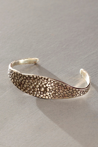 Lauren Wolf Silver Stingray Cuff