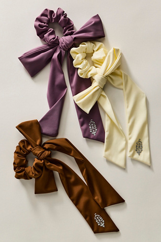Женские аксессуары для волос FP Movement Pirouette Bow Scrunchie, цвет: Шоколадный