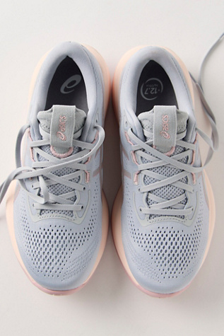 ASICS GEL-CUMULUS 28 Sneakers