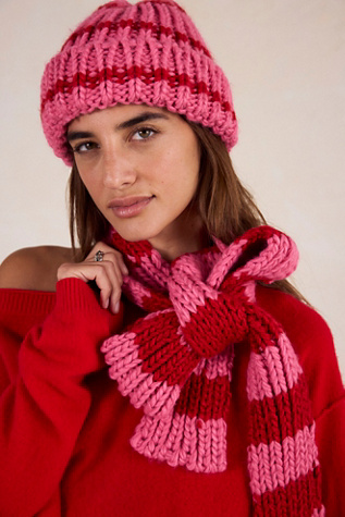 Tacita Beanie & Scarf Set by Free People in Pink