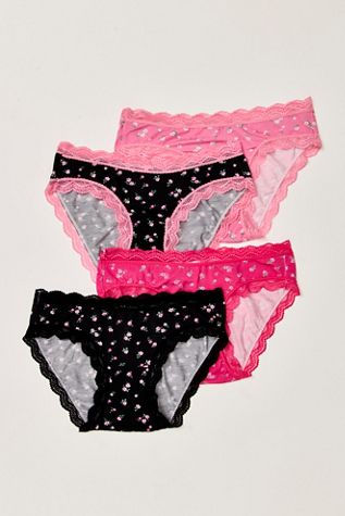 Stripe & Stare Four Pack of Undies