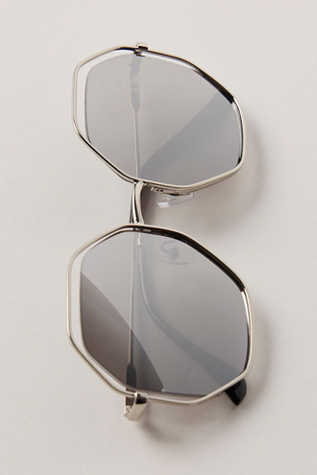 Stevie Hex Sunglasses by Free People in Grey