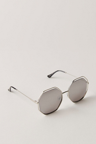 Женские солнцезащитные очки Free People Stevie Hex Sunglasses, цвет: Moonstone — фото 2